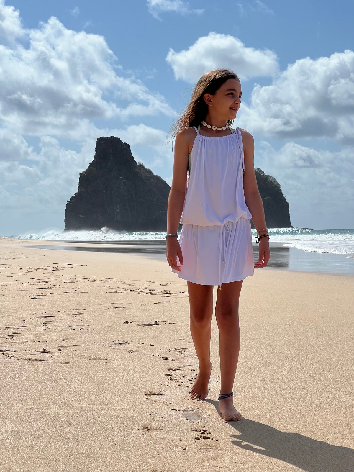 Saída de praia curta Lacinho La Digue