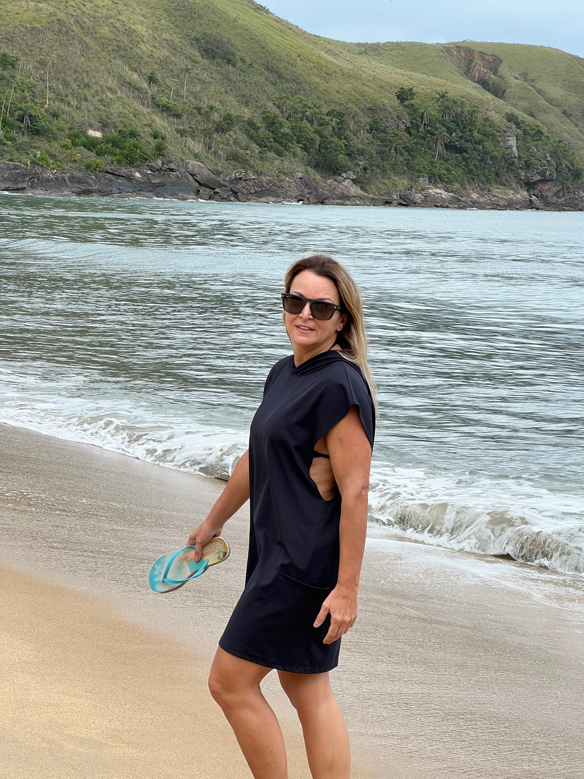 Vestido com Capuz Mnemba - Basic Beach - foto 5