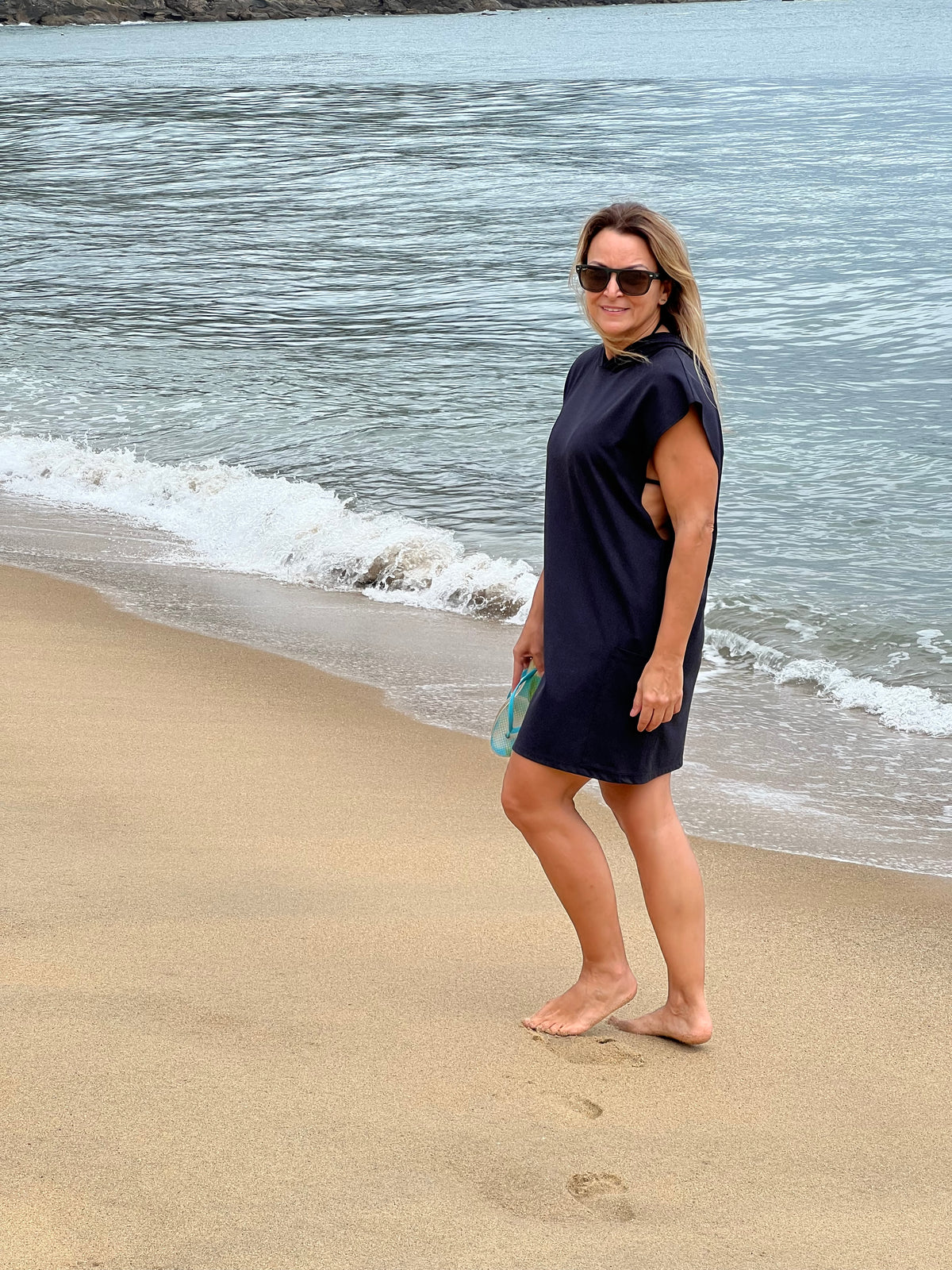 Vestido com Capuz Mnemba - Basic Beach - foto 6