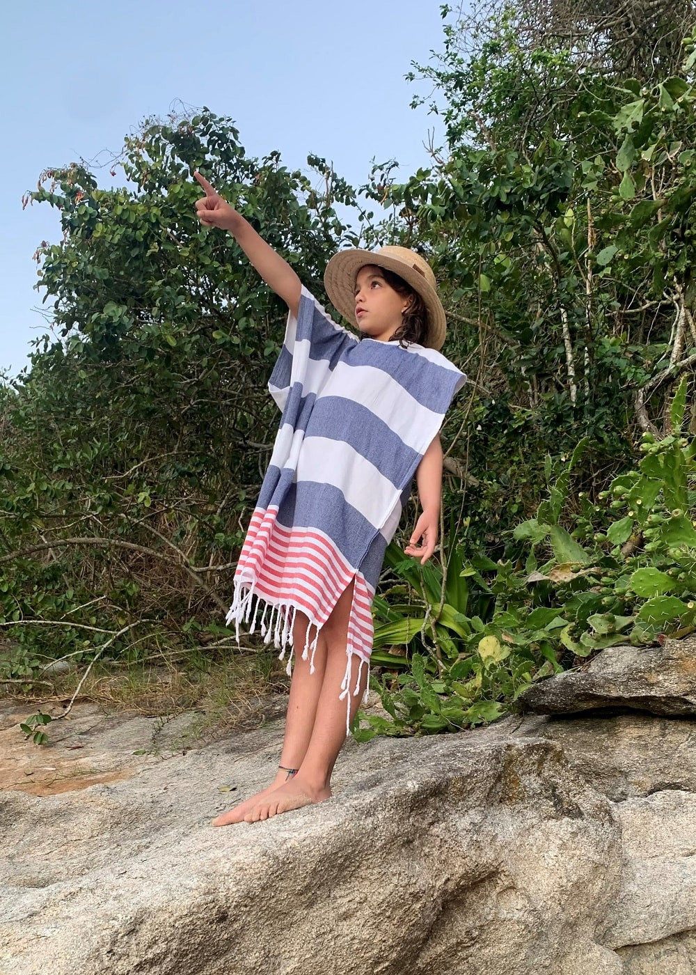 Poncho de praia infantil com capuz - UNISEX - Basic Beach - foto 2