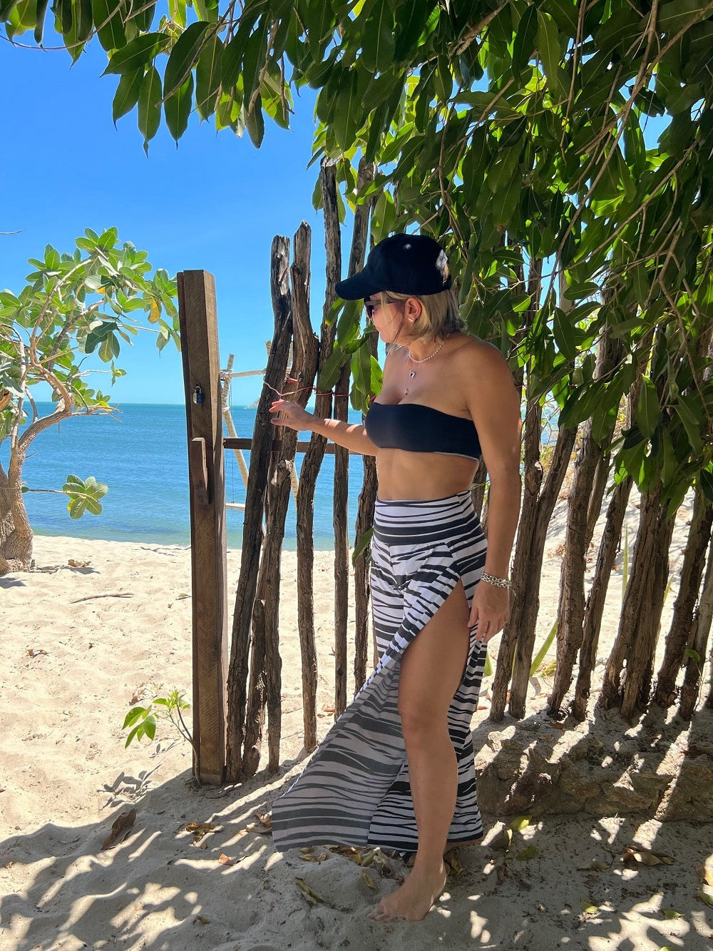 Calça Pantalona fendas Dhigurah - Basic Beach - foto 15